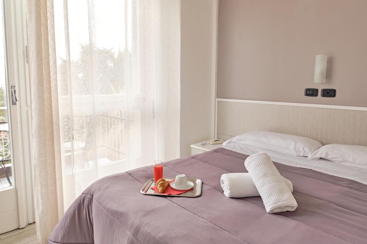 Hotel Astoria Bordighera Kültér fotó