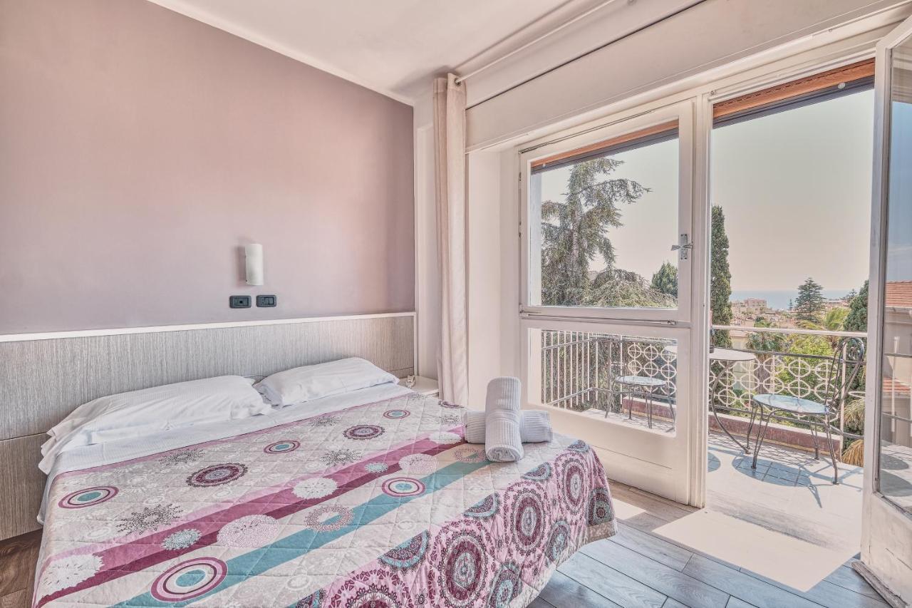 Hotel Astoria Bordighera Kültér fotó